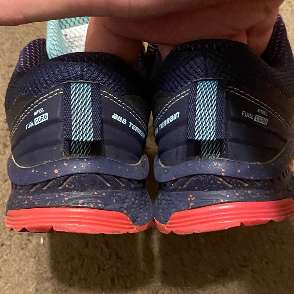 New Balance Womens Nitrel v1 FuelCore Trail Running Shoes WTNTRCA1 Aqua Size 7 - Picture 4 of 6